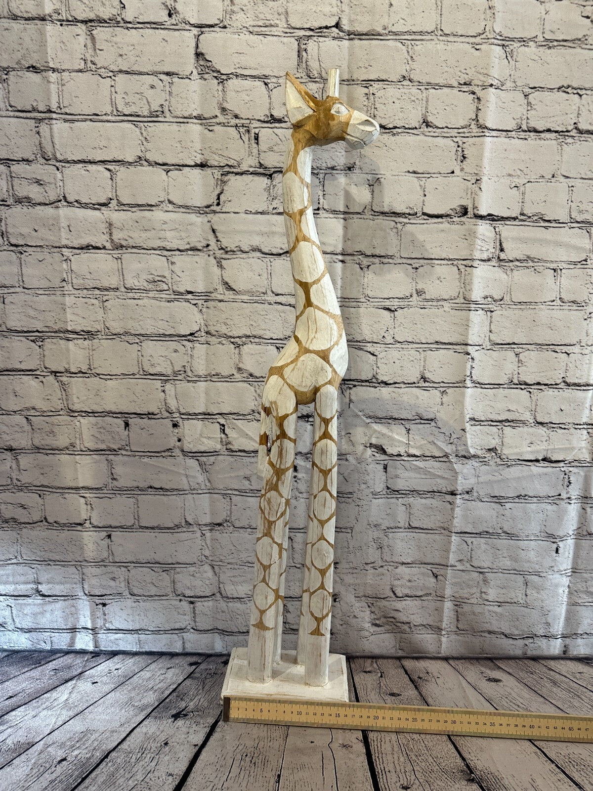 80cm White Dot Painted Wood Giraffe Tall Statue Wood Modern Hand Carved Painted