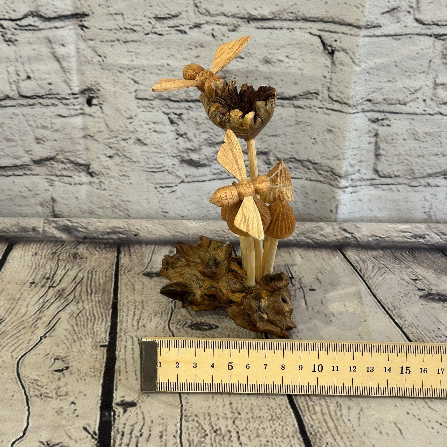 2 Bees On Mushroom Stand Parasite Wood Ornament Natural Carving Wooden Standing