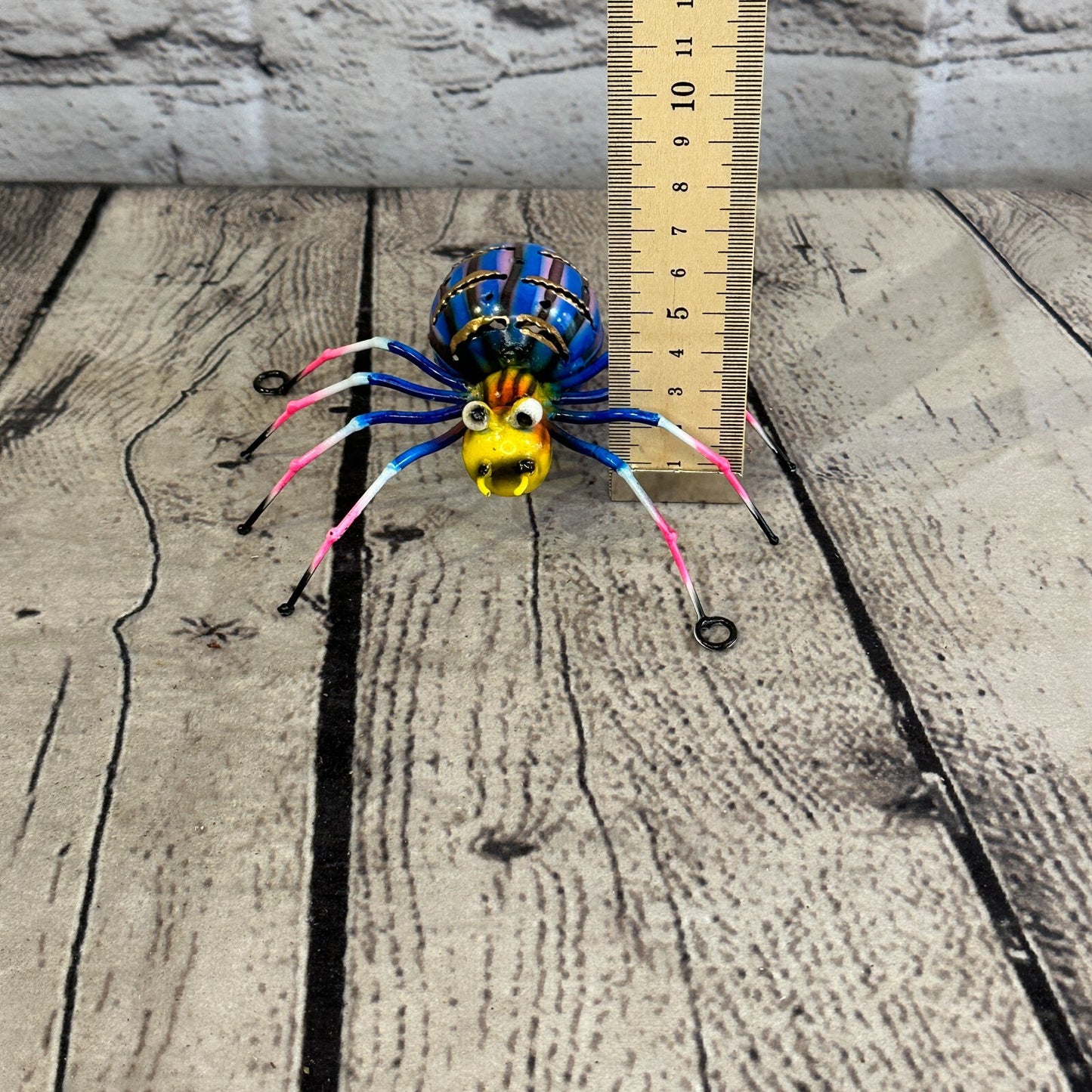 12cm x 8cm Blue Yellow Spider Bug Metal Tin Wall Hanging Ornament Painted Statue