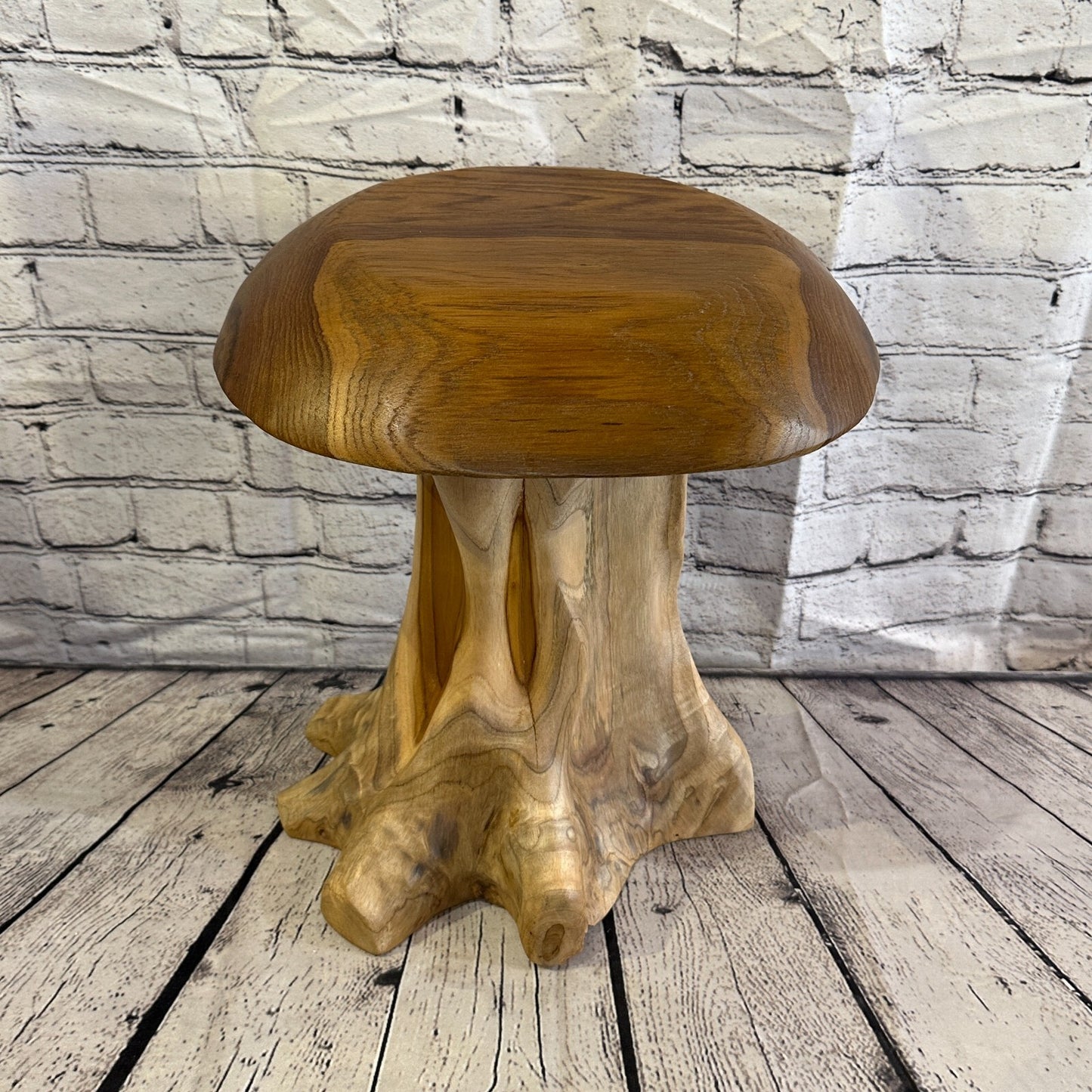 40cm x 30cm Wooden Mushroom Toadstool Sculpture Garden Teak Root Ornament Carved