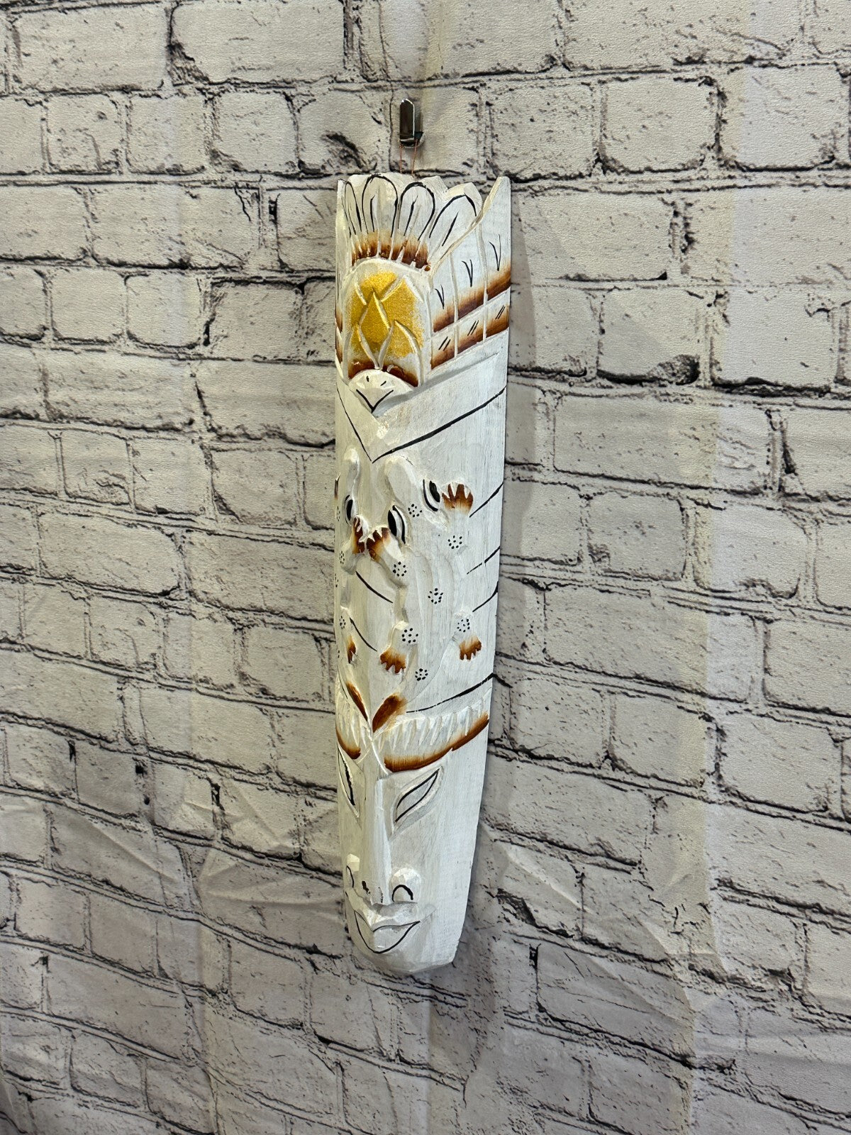 50cm White Gecko Hand Carved Fair Trade Wooden Animal Wall Art Hang Mask