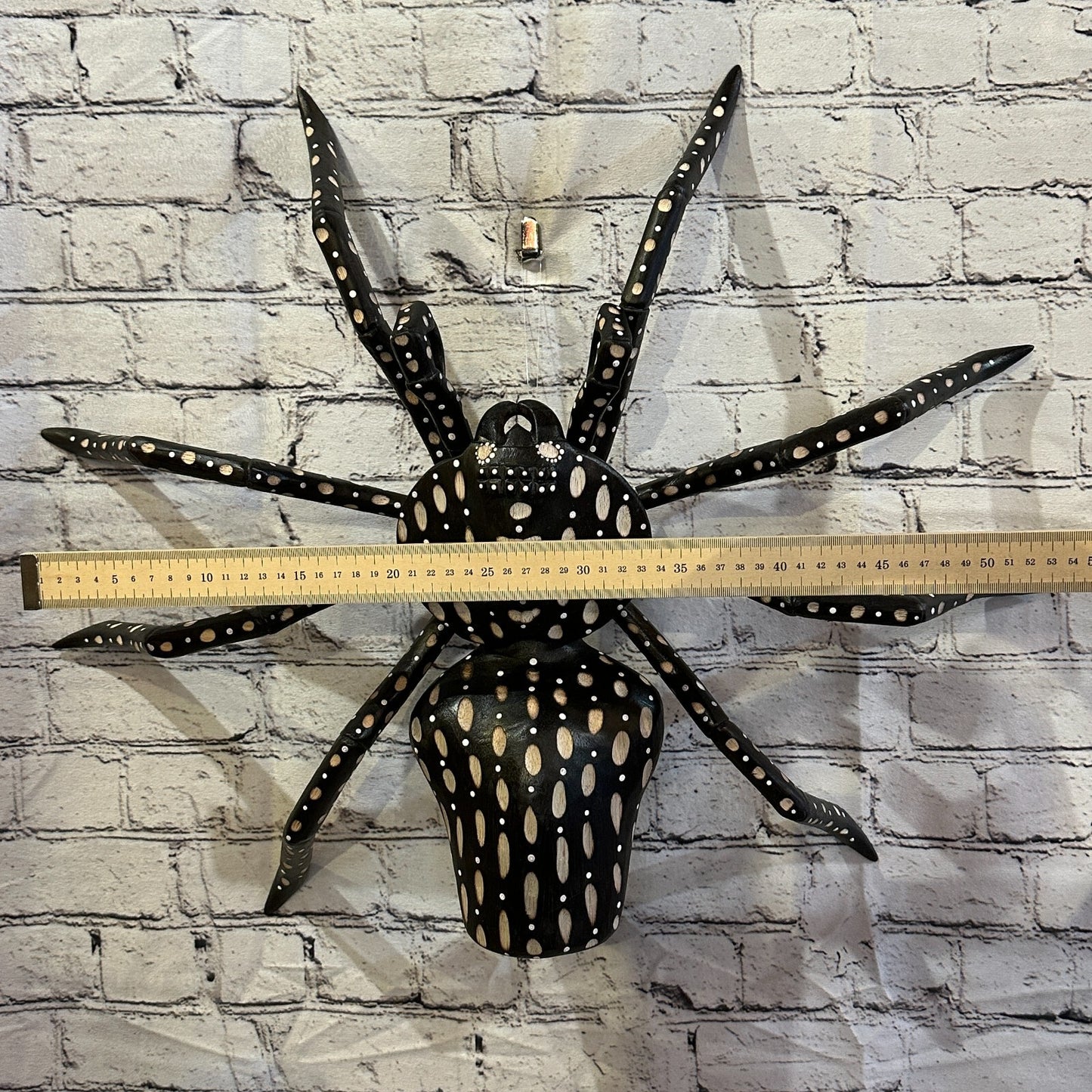 50cm x 45cm Wood Dark Spider Carving Hand Carved Walking Spider Tarantula Statue