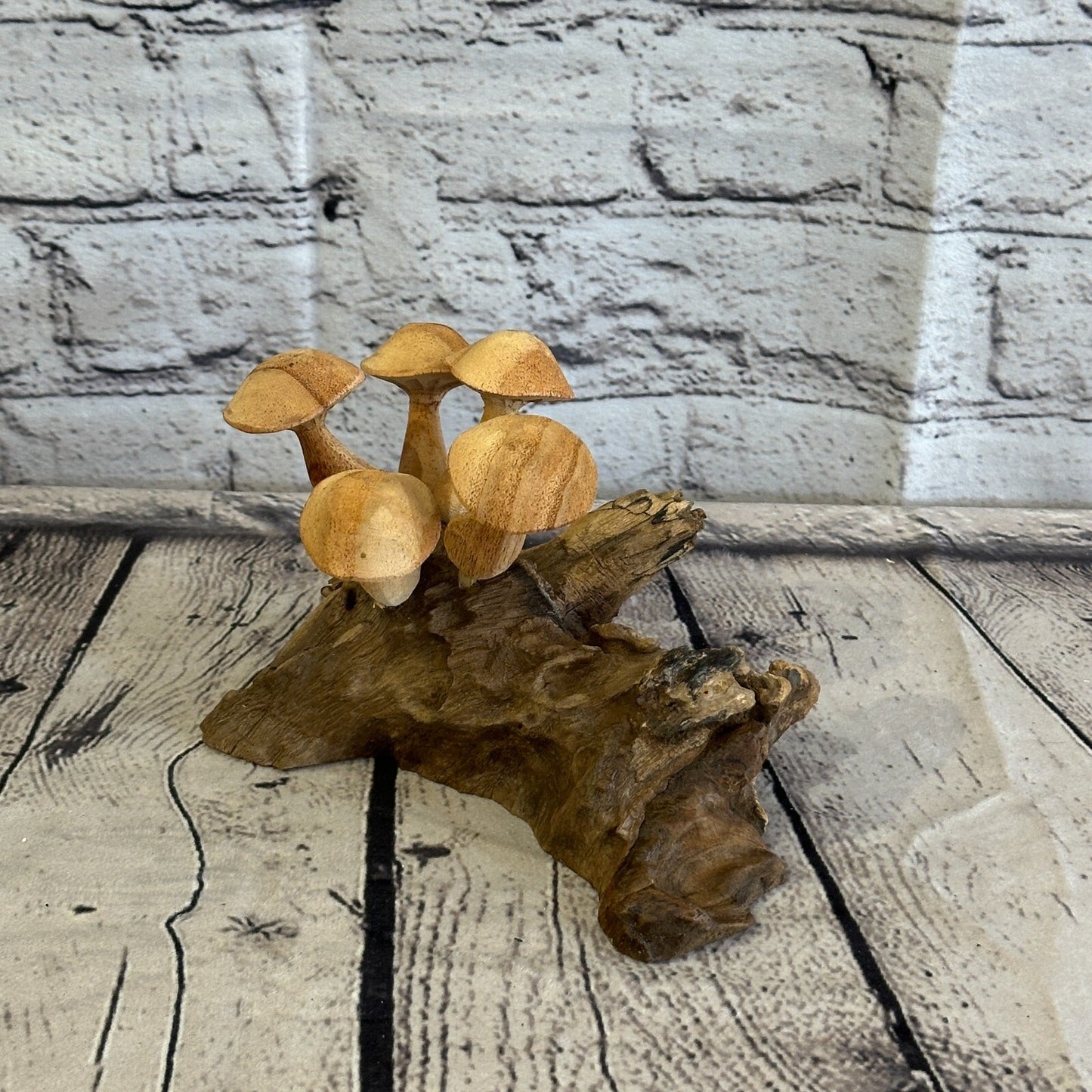 Five Button Mushrooms Parasite Ornament Natural Carving Fairtrade Wooden