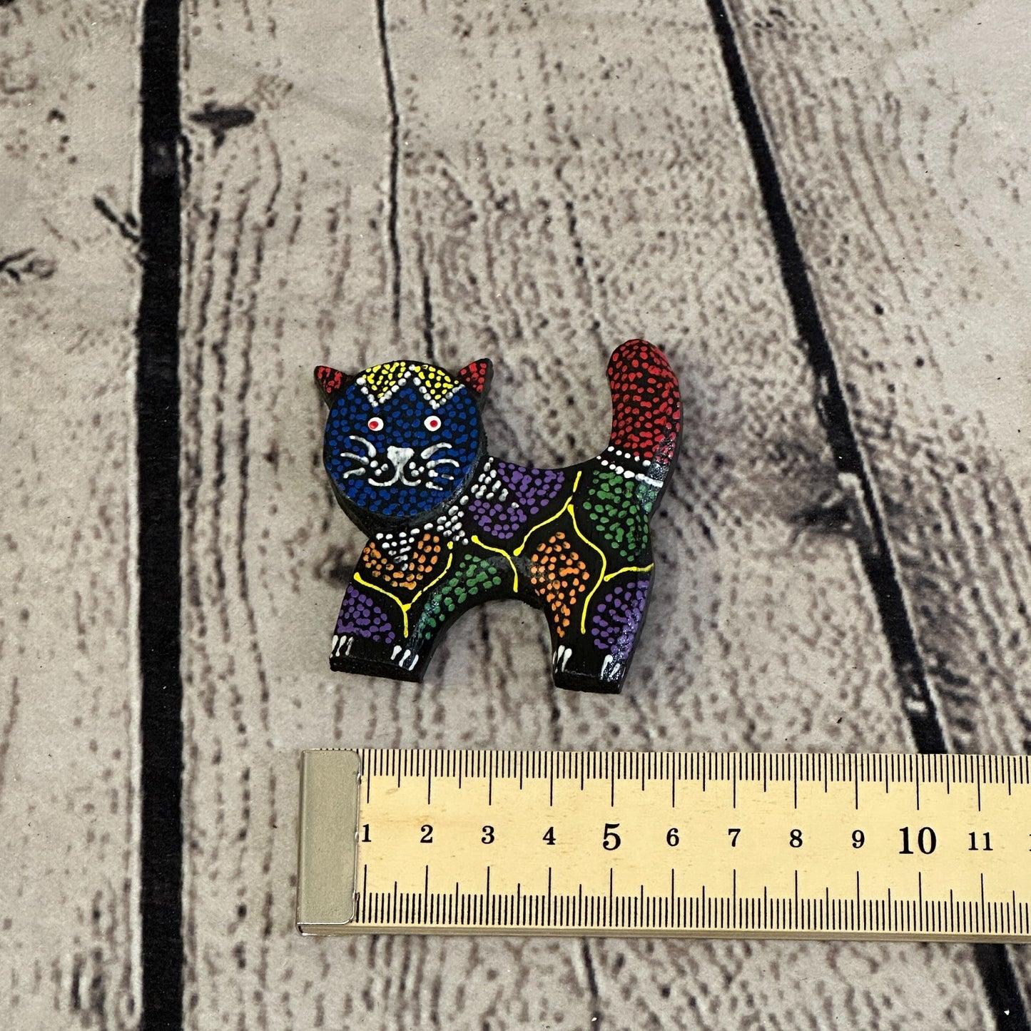 Standing Cat Wooden Animal Fridge Dot Work Magnet Magnetic Note Holder Novelty